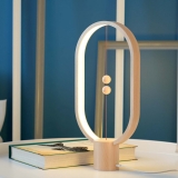 Balance table lamp